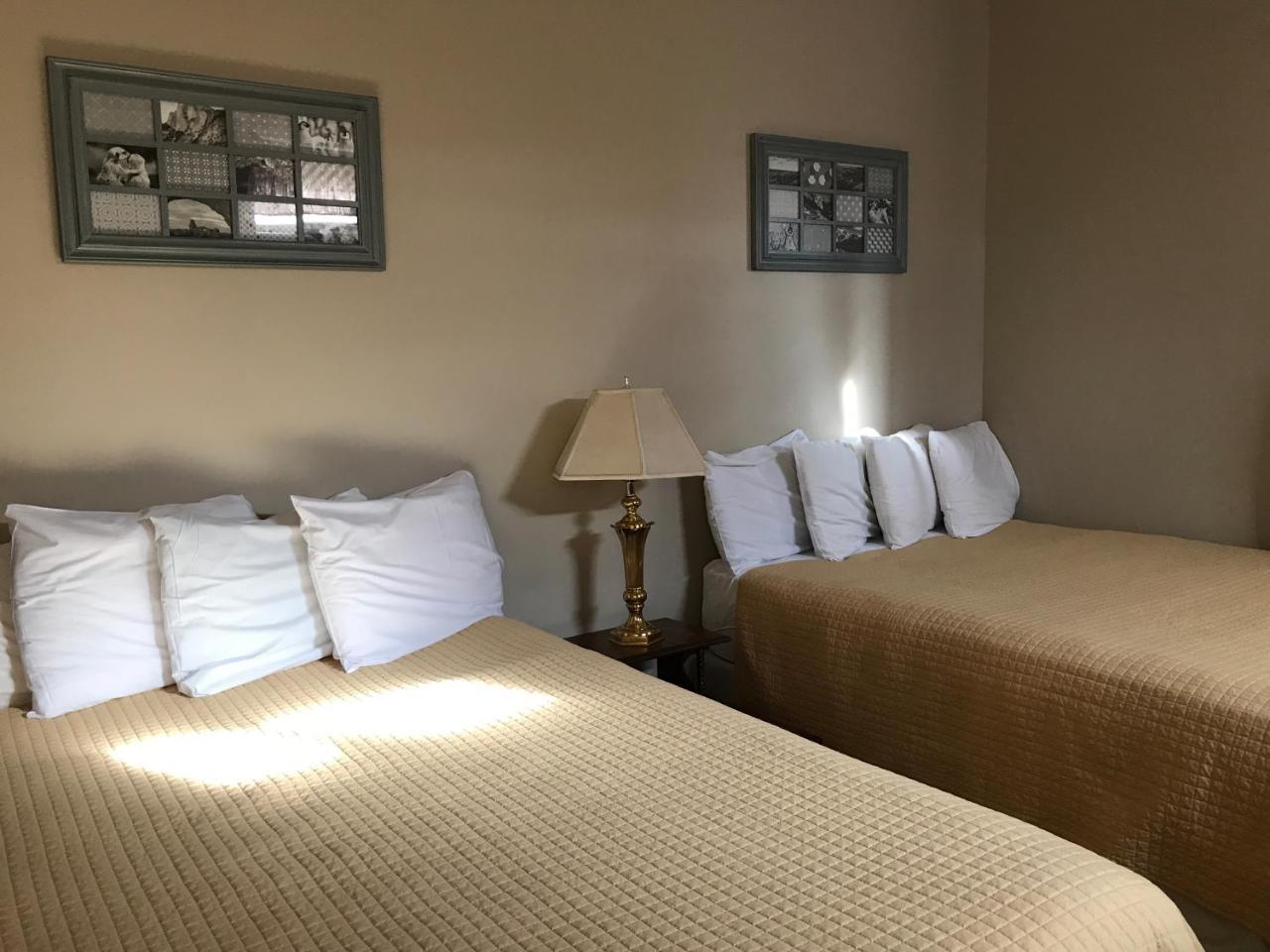 Riverside Hot Springs Inn & Spa - Adults Only Lava Hot Springs Extérieur photo