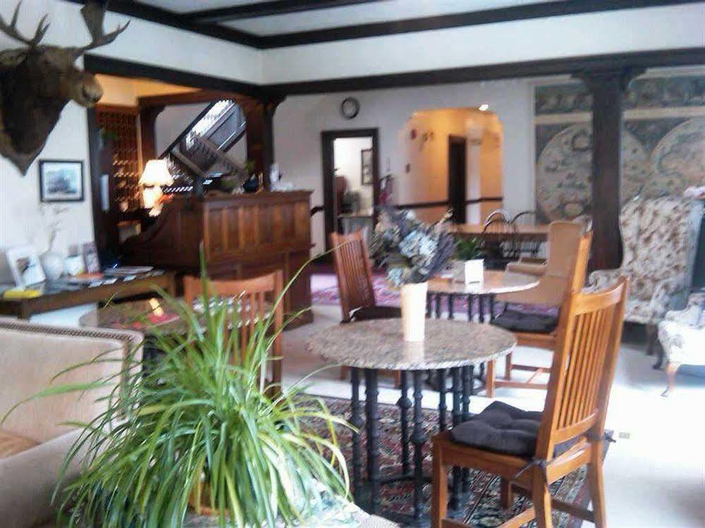 Riverside Hot Springs Inn & Spa - Adults Only Lava Hot Springs Extérieur photo